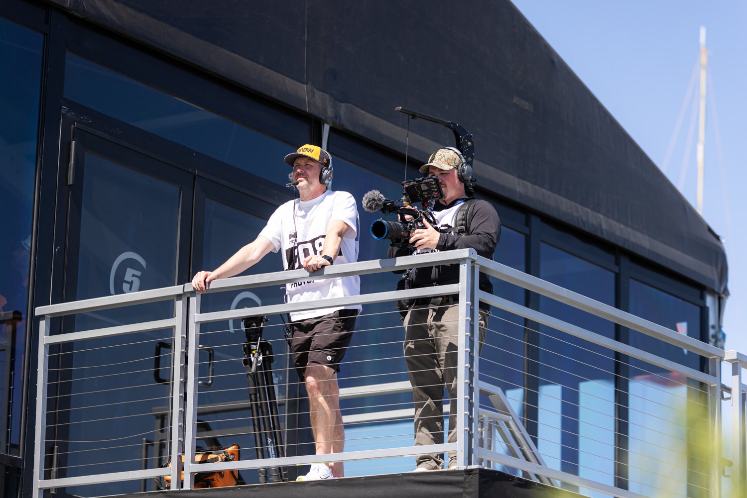 VELO — behind the scenes